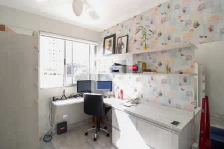 Apartamento à venda com 95m², 3 quartos e 3 vagasQuarto 2