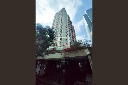 Apartamento à venda com 40m², 1 quarto e 1 vaga Apartamento à venda com 40m², 1 quarto e 1 vagaFachada