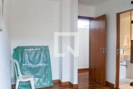 Casa de condomínio à venda com 356m², 4 quartos e 2 vagassemi suíte 1