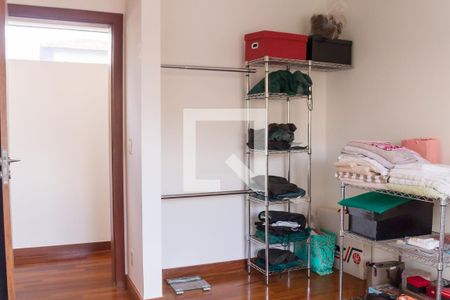 Casa de condomínio à venda com 356m², 4 quartos e 2 vagassemi suíte 2