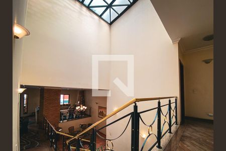 Casa à venda com 400m², 3 quartos e 5 vagasEscada