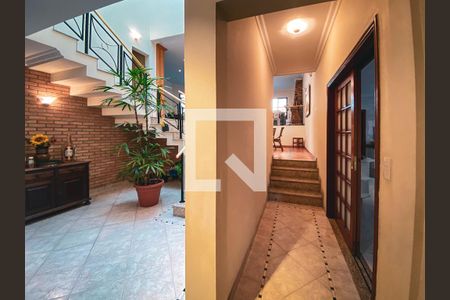 Casa à venda com 400m², 3 quartos e 5 vagasCorredor