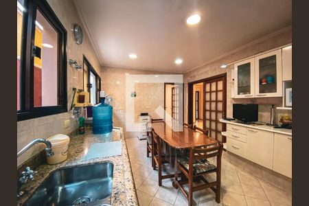 Casa à venda com 400m², 3 quartos e 5 vagasCozinha