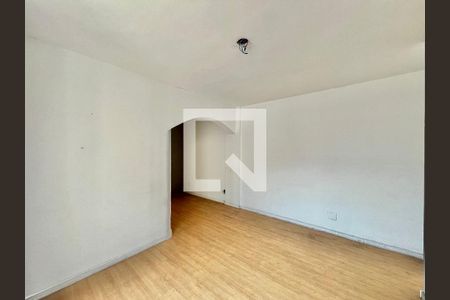 Apartamento à venda com 701m², 2 quartos e 1 vaga Apartamento à venda com 701m², 2 quartos e 1 vagaSala
