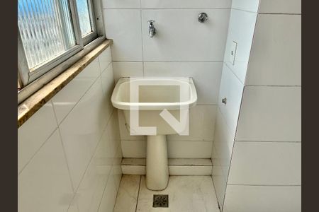Apartamento à venda com 701m², 2 quartos e 1 vaga Apartamento à venda com 701m², 2 quartos e 1 vagaÁrea de Serviço