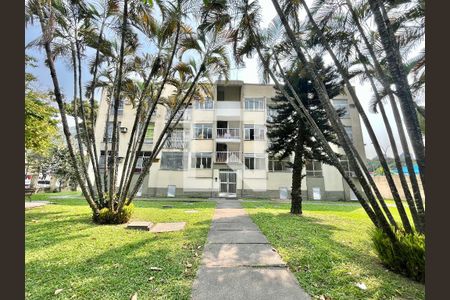 Fachada de apartamento à venda com 2 quartos, 701m² em Jacarepaguá, Rio de Janeiro