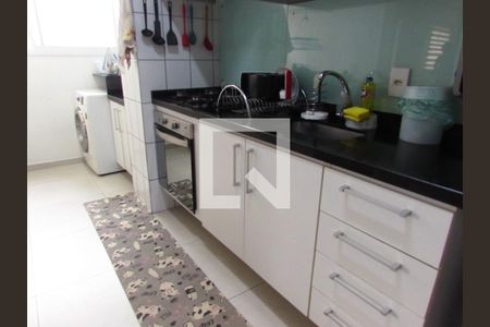 Apartamento à venda com 96m², 2 quartos e 2 vagasCozinha 
