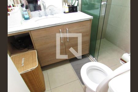 Apartamento à venda com 96m², 2 quartos e 2 vagasBanheiro 2