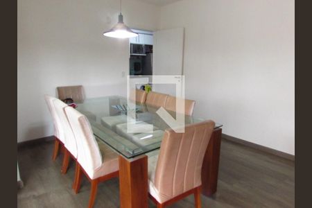 Apartamento à venda com 96m², 2 quartos e 2 vagasSala
