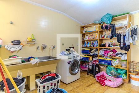 Casa à venda com 441m², 5 quartos e 4 vagasÁrea de Serviço