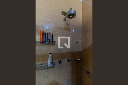 Casa à venda com 441m², 5 quartos e 4 vagasBanheiro da Suíte 1