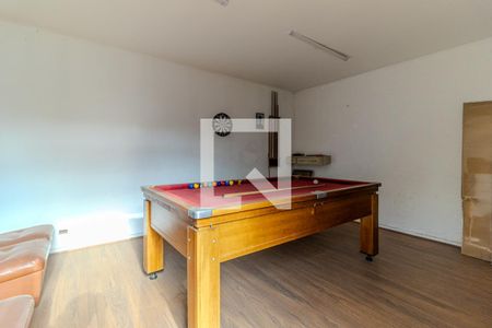 Casa à venda com 441m², 5 quartos e 4 vagasSalão de Jogos