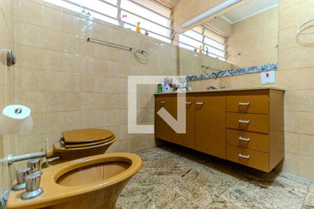 Casa à venda com 441m², 5 quartos e 4 vagasBanheiro da Suíte 3