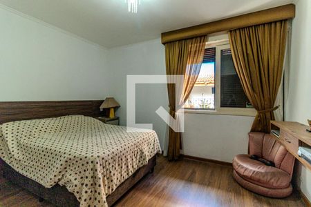 Casa à venda com 441m², 5 quartos e 4 vagasSuíte 2