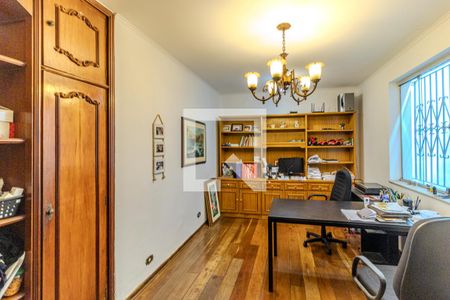 Casa à venda com 441m², 5 quartos e 4 vagasQuarto 1 - Escritório