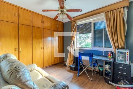 Casa à venda com 441m², 5 quartos e 4 vagasQuarto 2