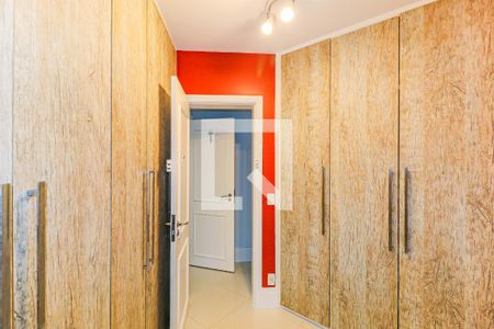 Apartamento à venda com 188m², 4 quartos e 3 vagasCloset Suíte 1