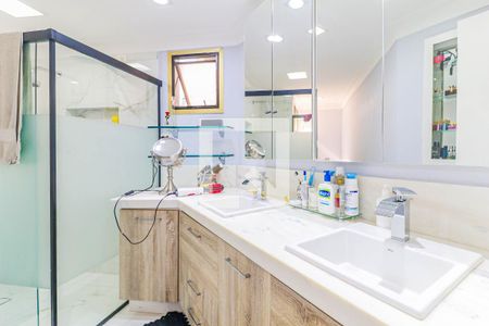 Apartamento à venda com 188m², 4 quartos e 3 vagasBanheiro Suíte 1