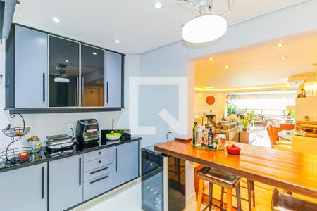 Apartamento à venda com 188m², 4 quartos e 3 vagasCozinha