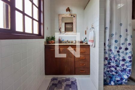 Casa à venda com 400m², 4 quartos e 2 vagas Casa à venda com 400m², 4 quartos e 2 vagasBanheiro da Suíte