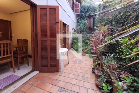 Casa à venda com 400m², 4 quartos e 2 vagas Casa à venda com 400m², 4 quartos e 2 vagasJardim