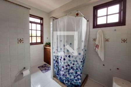 Casa à venda com 400m², 4 quartos e 2 vagas Casa à venda com 400m², 4 quartos e 2 vagasBanheiro da Suíte