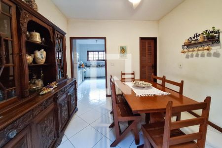 Casa à venda com 400m², 4 quartos e 2 vagas Casa à venda com 400m², 4 quartos e 2 vagasCopa