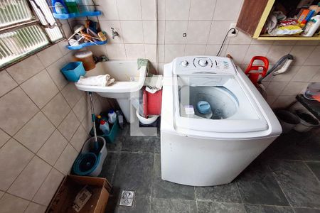 Casa à venda com 400m², 4 quartos e 2 vagas Casa à venda com 400m², 4 quartos e 2 vagasÁrea de Serviço