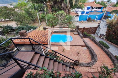 Casa à venda com 400m², 4 quartos e 2 vagas Casa à venda com 400m², 4 quartos e 2 vagasQuintal