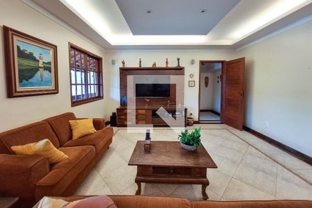 Sala 1 de casa à venda com 4 quartos, 400m² em Maravista, Niterói