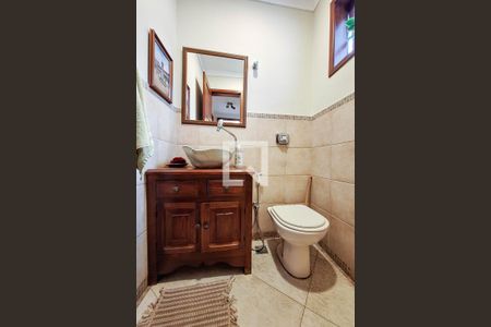 Casa à venda com 400m², 4 quartos e 2 vagas Casa à venda com 400m², 4 quartos e 2 vagasLavabo