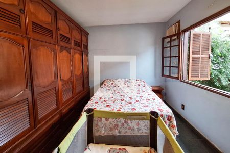 Casa à venda com 400m², 4 quartos e 2 vagas Casa à venda com 400m², 4 quartos e 2 vagasQuarto 2