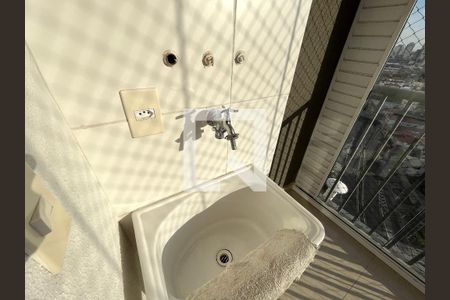 Apartamento para alugar com 55m², 2 quartos e 1 vagaÁrea de Serviço