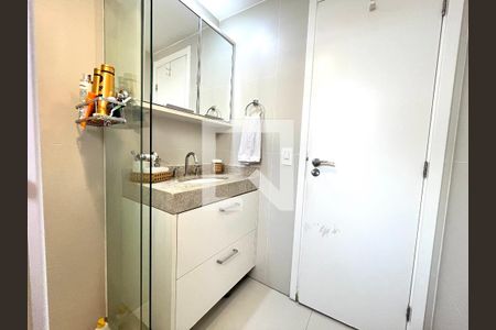 Apartamento à venda com 103m², 3 quartos e 2 vagasBanheiro da Suíte