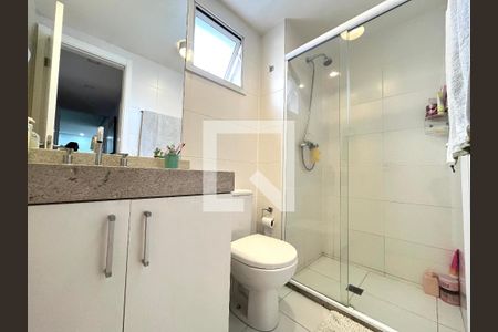 Apartamento à venda com 103m², 3 quartos e 2 vagasBanheiro Corredor