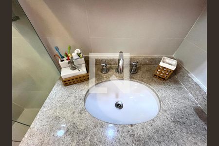 Apartamento à venda com 103m², 3 quartos e 2 vagasBanheiro da Suíte