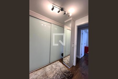 Apartamento à venda com 103m², 3 quartos e 2 vagasCloset da suíte