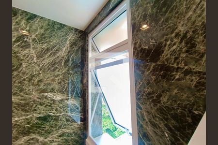 Apartamento à venda com 33m², 1 quarto e sem vaga Apartamento à venda com 33m², 1 quarto e sem vagaBanheiro social