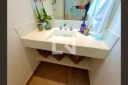 Apartamento à venda com 33m², 1 quarto e sem vaga Apartamento à venda com 33m², 1 quarto e sem vagaBanheiro social