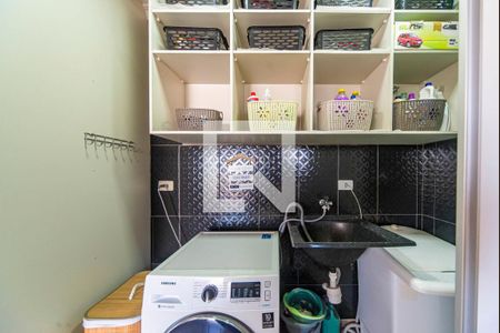 Apartamento à venda com 132m², 2 quartos e 1 vagaÁrea de Serviço