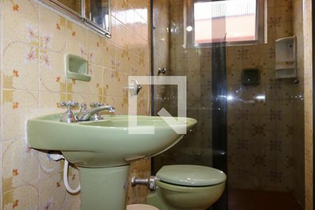 Casa à venda com 245m², 3 quartos e 7 vagasBanheiro Social 2