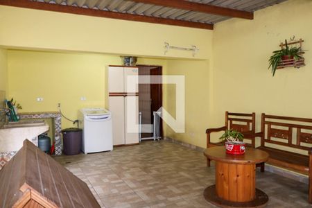 Casa à venda com 245m², 3 quartos e 7 vagasQuintal e Área de Serviço