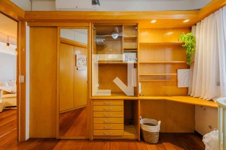 Quarto de apartamento para alugar com 2 quartos, 64m² em Pinheiros, São Paulo