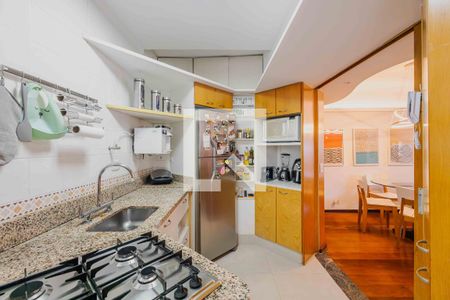 Cozinha de apartamento para alugar com 2 quartos, 64m² em Pinheiros, São Paulo