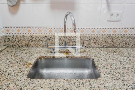 Apartamento para alugar com 64m², 2 quartos e 2 vagasCozinha