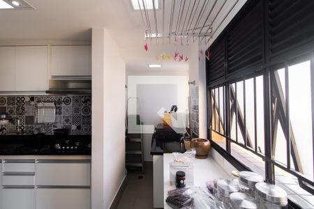 Apartamento à venda com 95m², 3 quartos e 2 vagas Apartamento à venda com 95m², 3 quartos e 2 vagasÁrea de Serviço