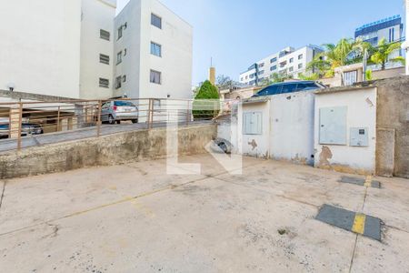 Garagem de apartamento para alugar com 3 quartos, 76m² em Caiçara-adelaide, Belo Horizonte