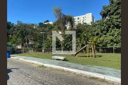 Casa de condomínio para alugar com 237m², 3 quartos e 5 vagas Casa de condomínio para alugar com 237m², 3 quartos e 5 vagasPlayground