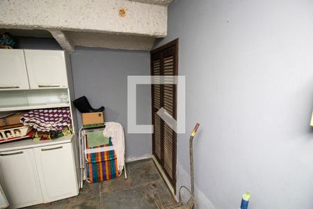 Casa de condomínio para alugar com 237m², 3 quartos e 5 vagas Casa de condomínio para alugar com 237m², 3 quartos e 5 vagasQuarto de Serviço