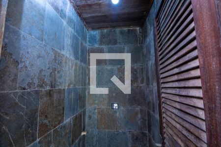 Casa de condomínio para alugar com 237m², 3 quartos e 5 vagas Casa de condomínio para alugar com 237m², 3 quartos e 5 vagasBanheiro externo